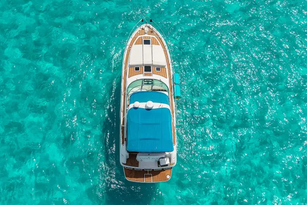 Lucky Men Sea Ray 37