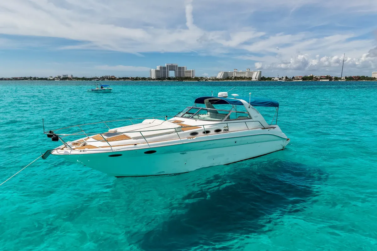 Lucky Men Sea Ray 37 — foto 3 de 5